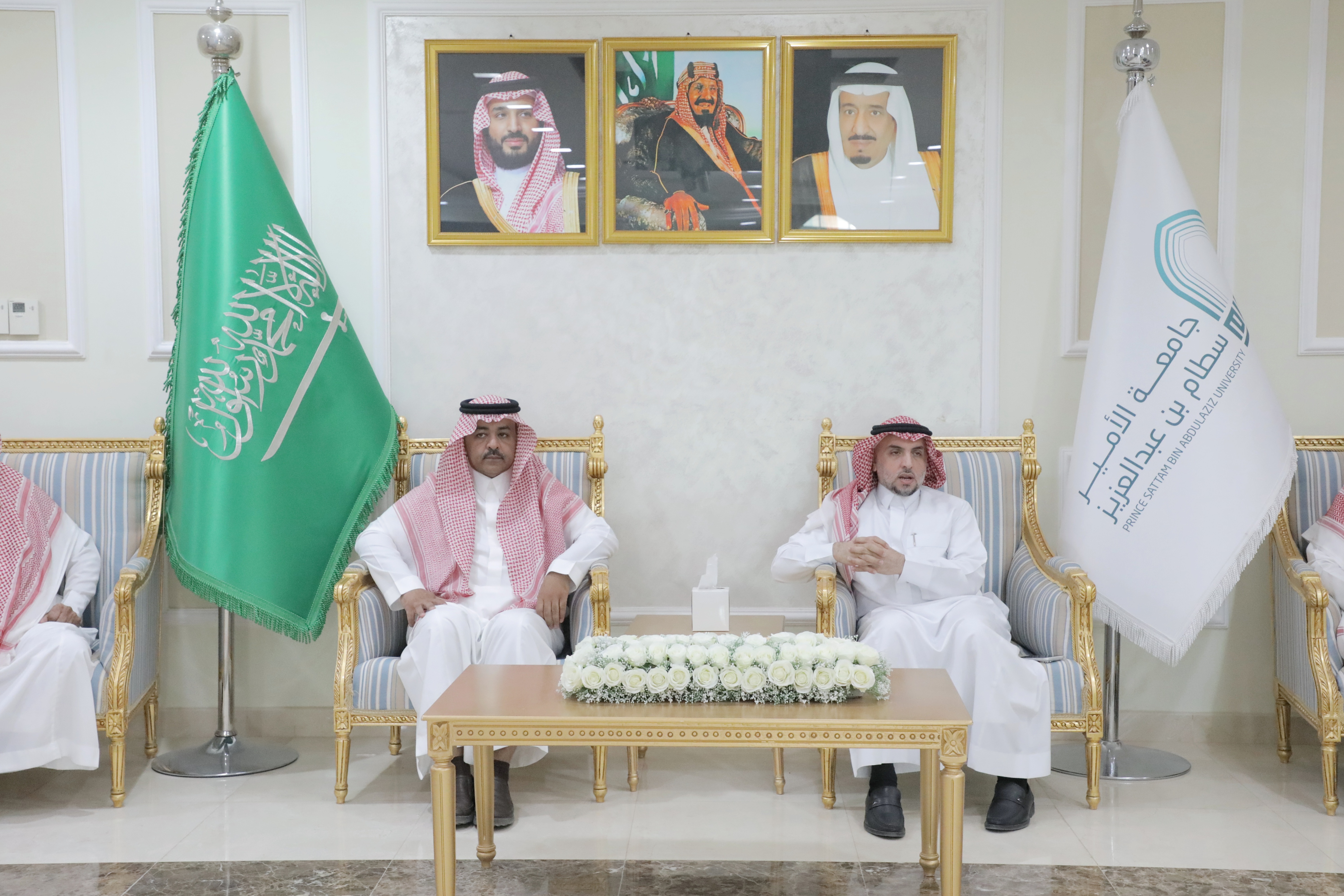 ورشة عمل "ظاهرة مركبات الأجرة غير النظامية"